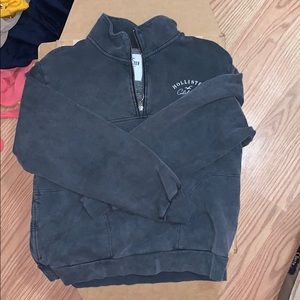 Hollister half zip
